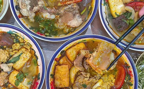 Bún Riêu Huy Móm