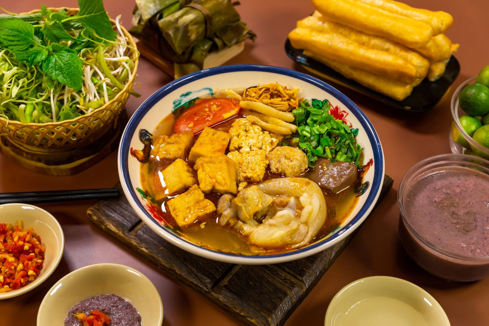 🍜 Thèm bún riêu? Đặt món ngay nhé!